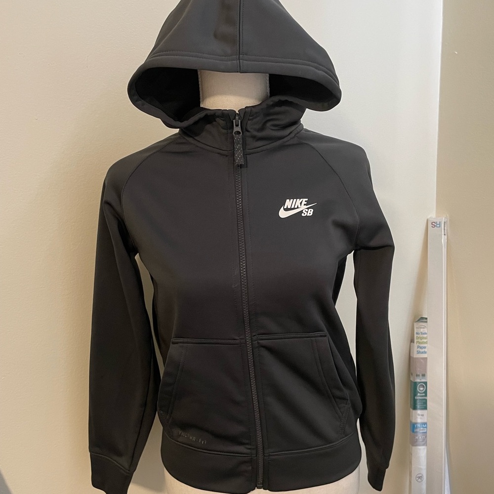 Nike SB grey hoodie Medium (fits small)